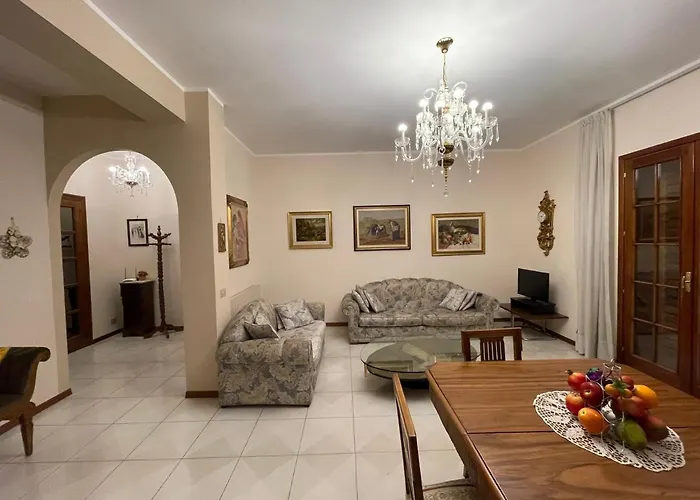 Konukevi La Casa Di Fausto Cesarò